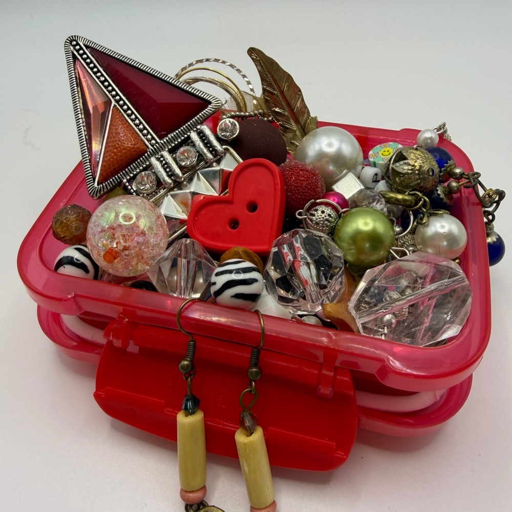 Red Sail Boat Ride Bead Soup 🥣 will Capture your Heart